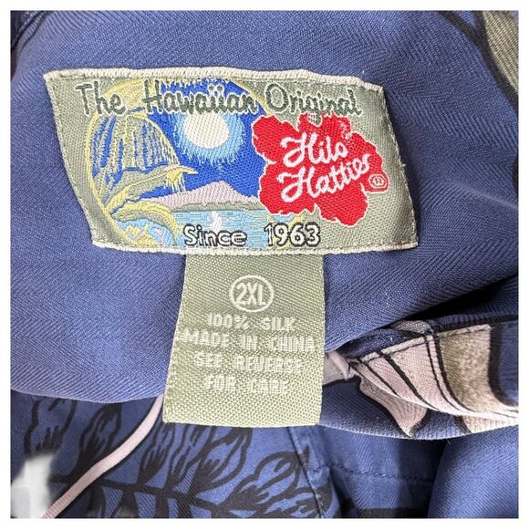 Mens Hilo Hattie Hawaiian Shirt Silk Blue Floral Button-Up Size 2XL Short Sleeve - Picture 6 of 7